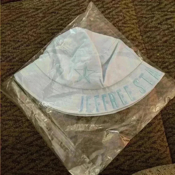 Jeffree Star bucket hat - Picture 1 of 3